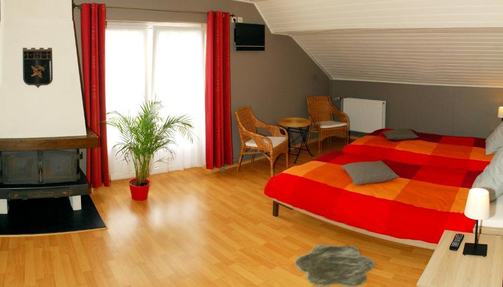 Bed En Breakfast Le Freyr Dinant Esterno foto