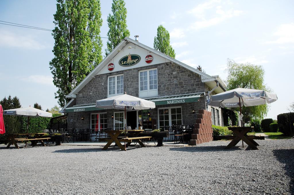 Bed En Breakfast Le Freyr Dinant Esterno foto